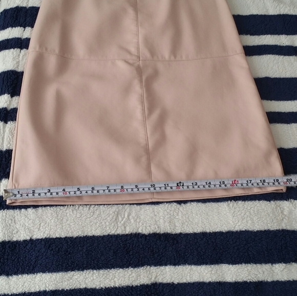 BNWT Faux Leather Skirt - Picture 11 of 13